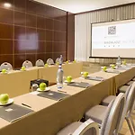 巴达霍斯中心酒店 酒店