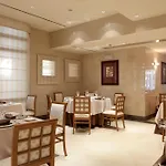 מלון Center