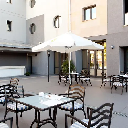 Center 4* Badajoz