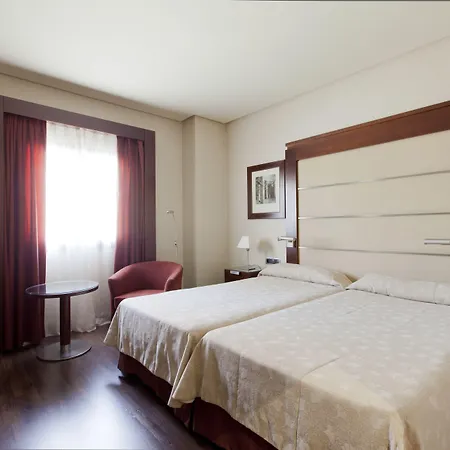 巴达霍斯中心酒店 酒店