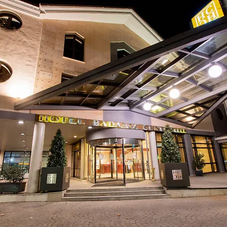 Center Hotel 4*