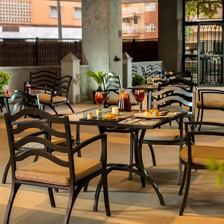 巴达霍斯中心酒店 巴达霍斯