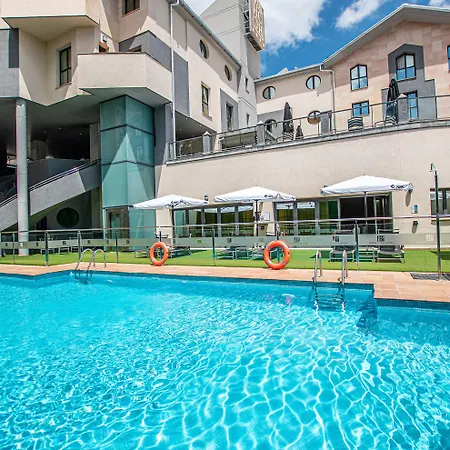 Center Hotel 4*