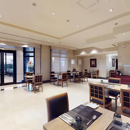 Center Hotel 4*