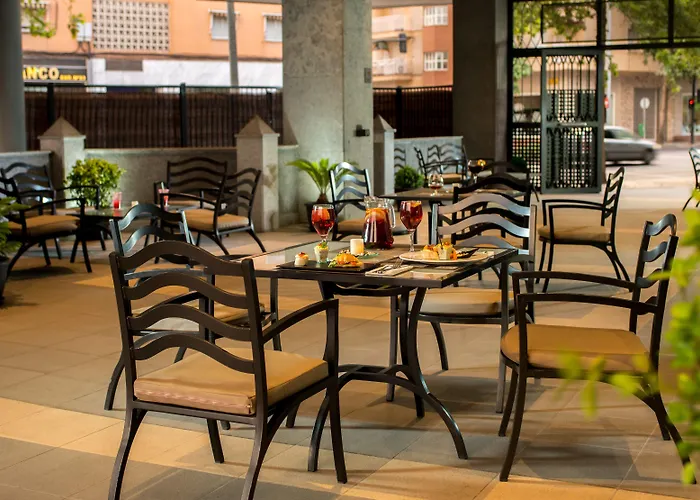 Center باداخوز